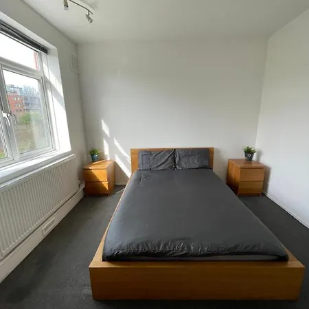 Pensión Spacious Double In Heart Of Foresthill