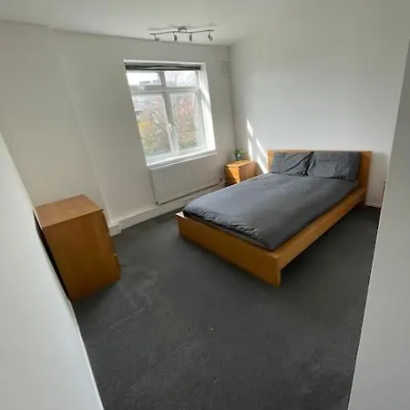 Pensión Spacious Double In Heart Of Foresthill