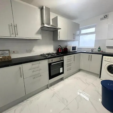 Apartment Denbeigh Pad Croydon