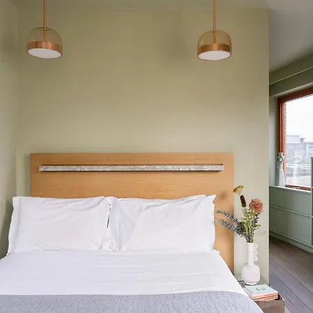 Locke At Broken Wharf 4* London