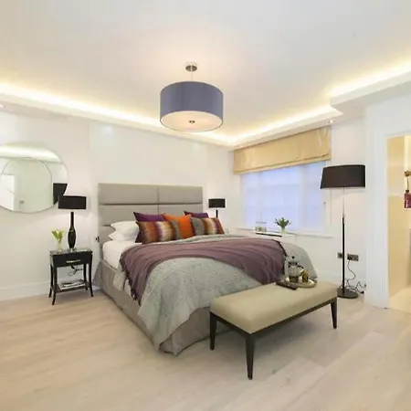 Hestia Travel Mayfair * London