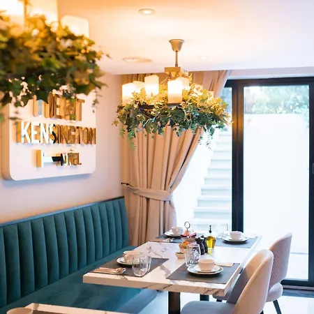 Hotel Merit Kensington 4*