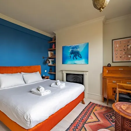 Charming With Roof Terrace In East By Underthedoormat *