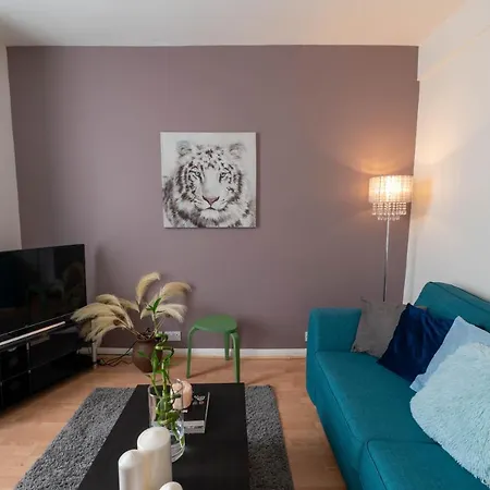 Сasa de vacaciones Cheerful 4 Bedrooms 8 Mn To Train Station Plumstead (Greater London)