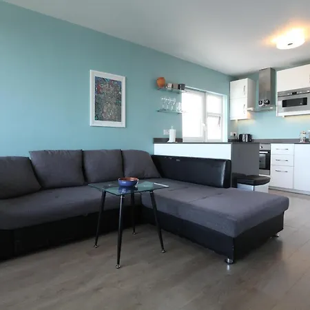 Lovely Two Bedroom In Old Street *