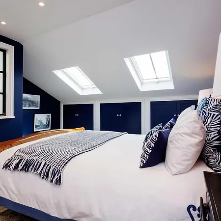 Veeve - Curiouser And Curiouser Holiday home