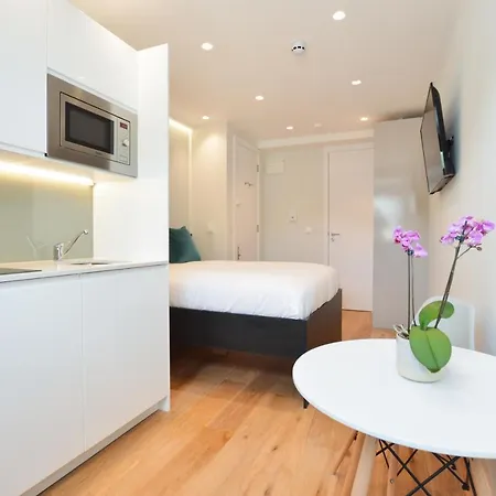 Earls Court West Serviced By Concept London