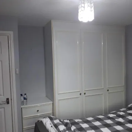 Cosy Heights In *