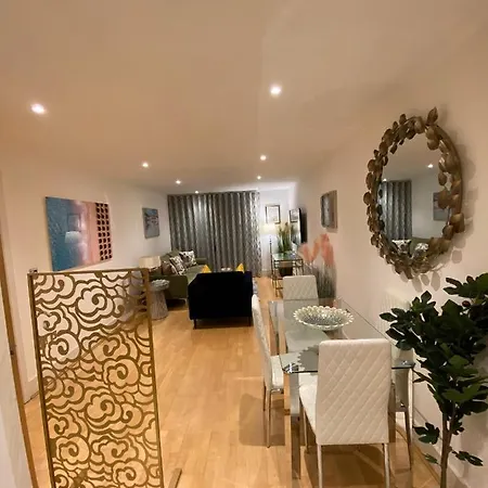 Fabulous 2 Bed In Vauxhall