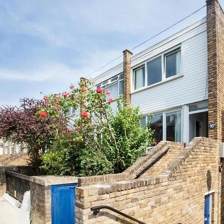 Sunny And Bright 1 Bed In Apartment