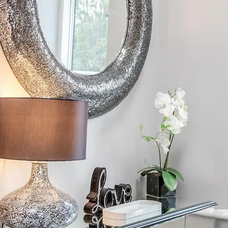Silverings A Beautifully Designed Luxurious Townhouse