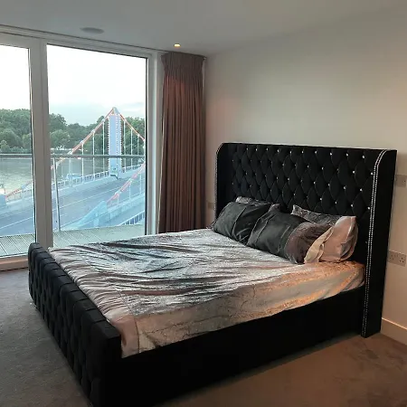 Апартаменты Location Chelsea River View /central Лондон