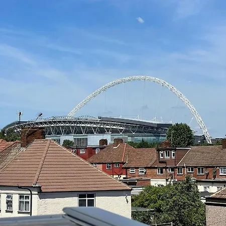 Wembley Stadium 5 Star Brand New Luxury Sleeps 14 With Parking Londres