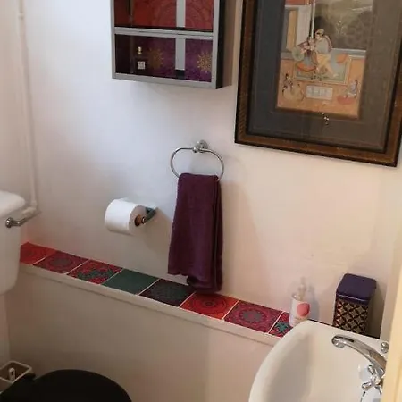 1 Dbl Bed Ground Floor Modern Oriental Flat Greenwich Park Apartment