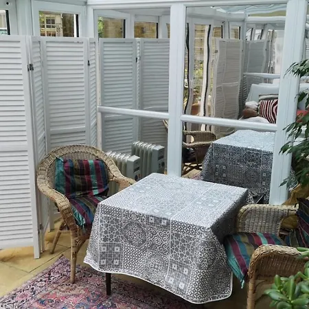1 Dbl Bed Ground Floor Modern Oriental Flat Greenwich Park Apartment London