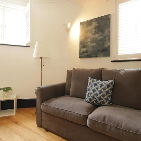 Thames Residences Hyde Park * 런던
