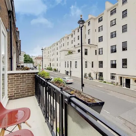 Stanhope Terrace