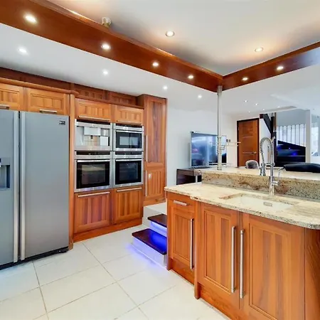 Apartment Stanhope Terrace *