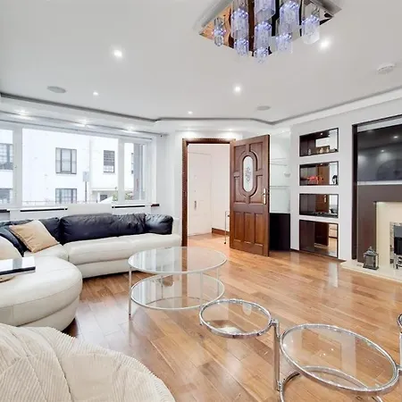 Stanhope Terrace * London
