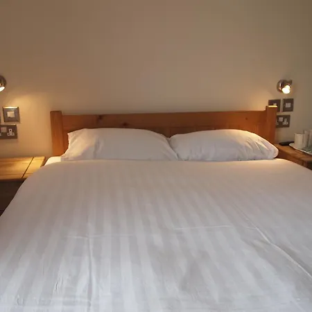 Earls Court Garden Hotel 2*