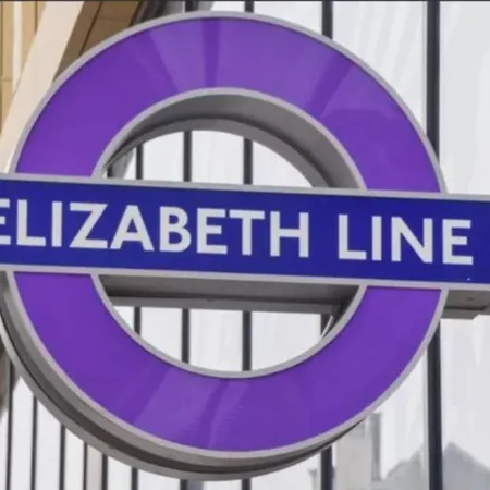 Spacious 2 Mins From Station
