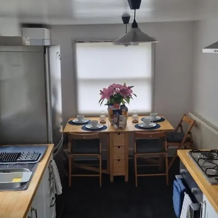 Lovely Large Near Stratford Londres