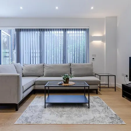 Stayinn Aldgate Apartment *