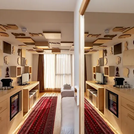 Limehouse Library 4* London
