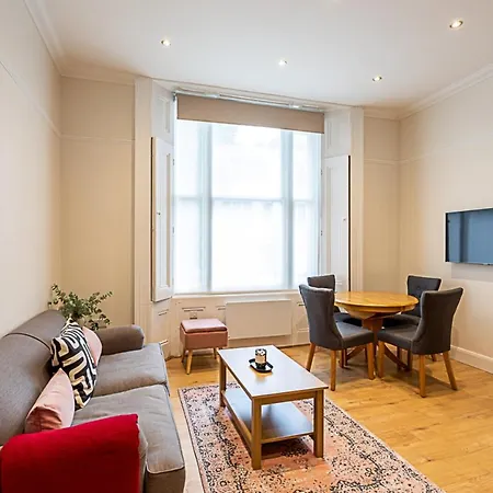 Modern Bayswater Flat London