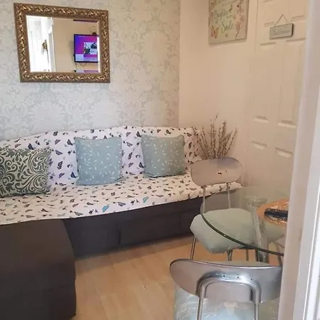 Marahanata Jadwin 1 Beautiful 1 Bedroom Flat Appartamento