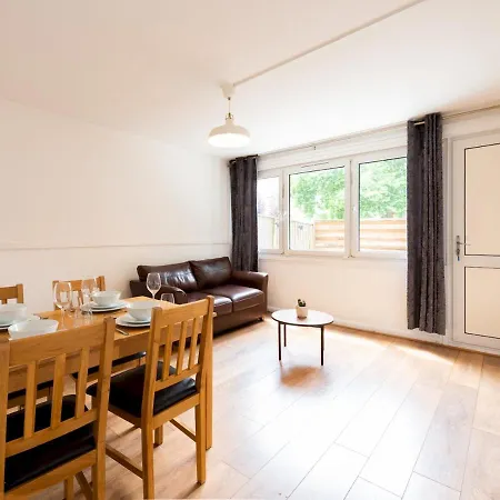 Sootheus - Cosy Surrey Quays