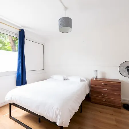 Apartment Sootheus - Cosy Surrey Quays *