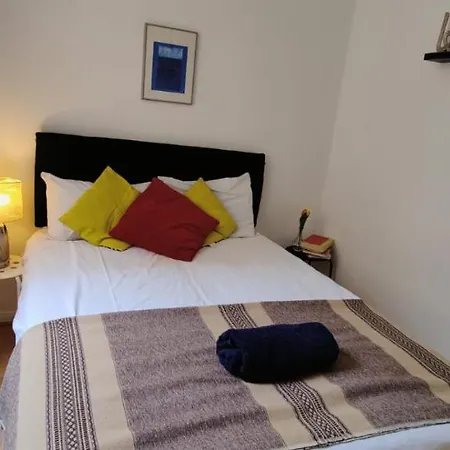 Apartment Spacious 3 Bed Flat Near Liverpool Street, Spitalfields *