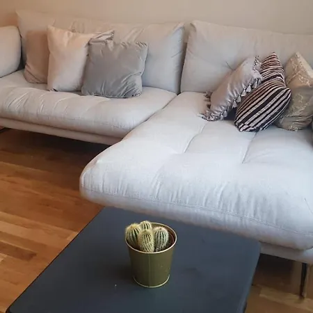 Apartment Lovely 2 Bedroom Flat In The Heart Of Water Wimbledon London