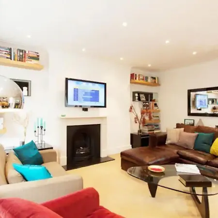 Apartment Sunny 2 Bedroom, 2 Bathroom With Roof Terrace