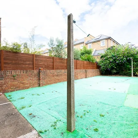 Apartment Spacious Shepherds Bush With Garden *