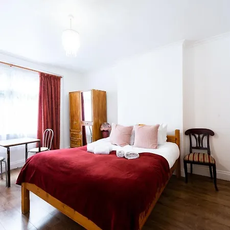 Apartment Spacious Shepherds Bush With Garden *