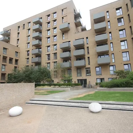 Hendon Place Apartment
