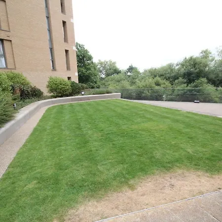 Hendon Place *