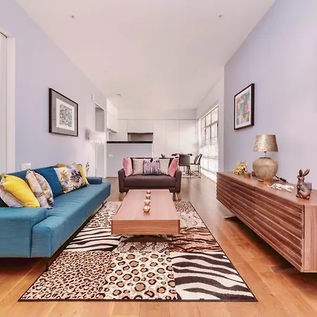 Apartment Interior-designer With 2 Terraces London