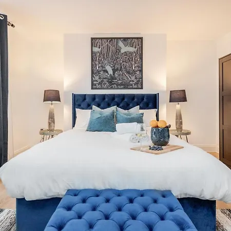 Apartment Elegant 3bed In Kensington Olympia *