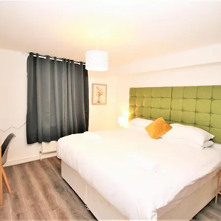The Aldgate Guest house 3*