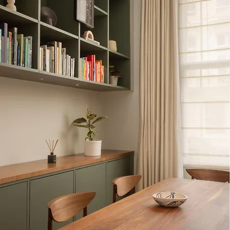 Inhabit Queen's Gardens, A Member Of Design 5*
