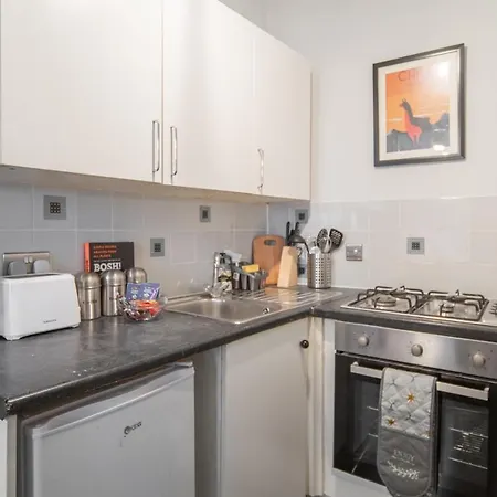 Apartment Cozy Studio In Shepherds Bush *