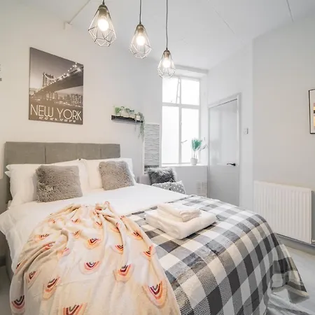 Cozy Studio In Shepherds Bush London