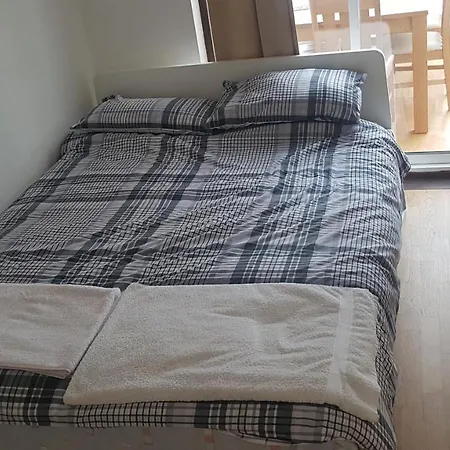 Apartment Cosy Relaxing 4 Bed With 2 Parking Space *