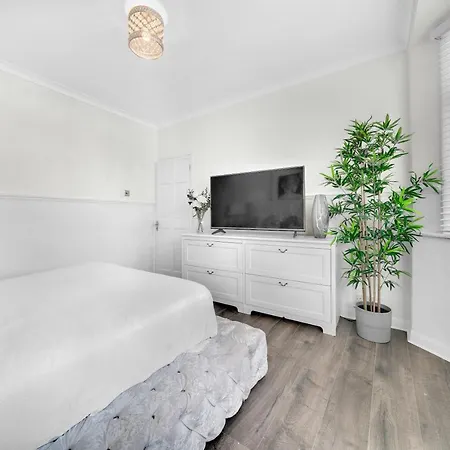 Large Modern 3 Bedroom House West Norwood Crystal Palace Gipsy Hill *