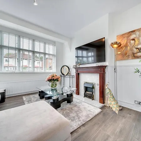 Large Modern 3 Bedroom House West Norwood Crystal Palace Gipsy Hill * London
