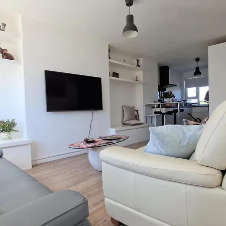 Modern 2-bedroom Flat Near Chelsea *