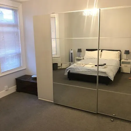 Apartment Great 4 Bedroom In Tooting